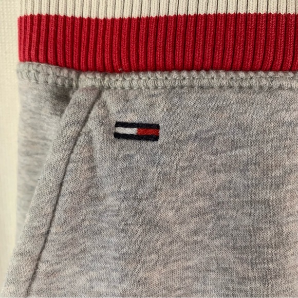 Mens large Tommy Hilfiger sweats - Picture 10 of 10